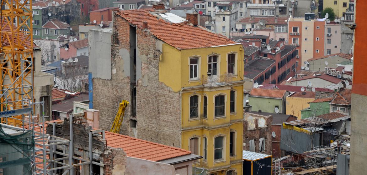 Das Tarlabaşı-Viertel in Istanbul: Bauarbeiten in vollem Gange. Foto: Carolina Drüten