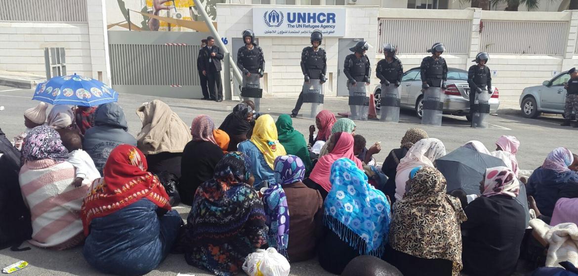 Protestcamp sudanesischer Flüchtlinge vor dem UNHCR-Hauptgebäude in Amman. Photo: Florian Barth