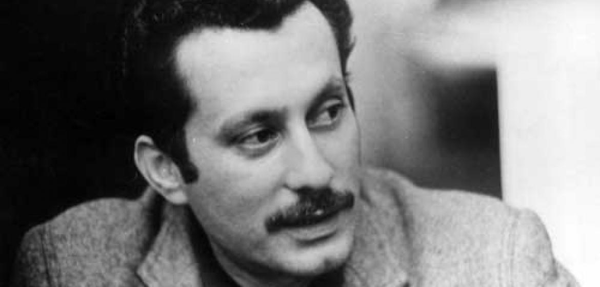 Portrait des Schriftstellers Ghassan Kanafani, Bildquelle: https://commons.wikimedia.org/wiki/File:Kanafanifa.jpg