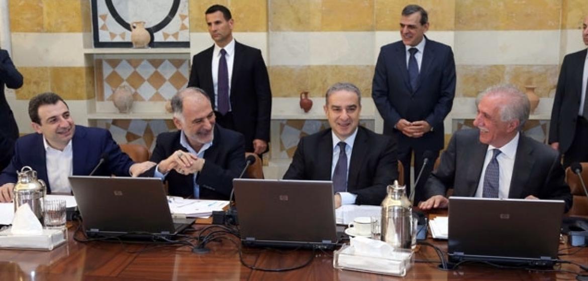 Vier Minister der neuen libanesischen Regierung (v.l.n.r.): Wael Abu Faour(National Struggle Front), Mohammad Fneish (Hisbollah), Michel Pharaon (Future Movement) und Ghazi Zeaiter (Amal). Bild: L'Orient le Jour