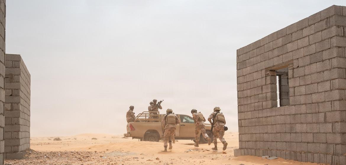 Libysche Streitkräfte bei Manöver in Sirte, Ost-Libyen. Foto: U.S. Air Force, Dylan Murakami, 2026.