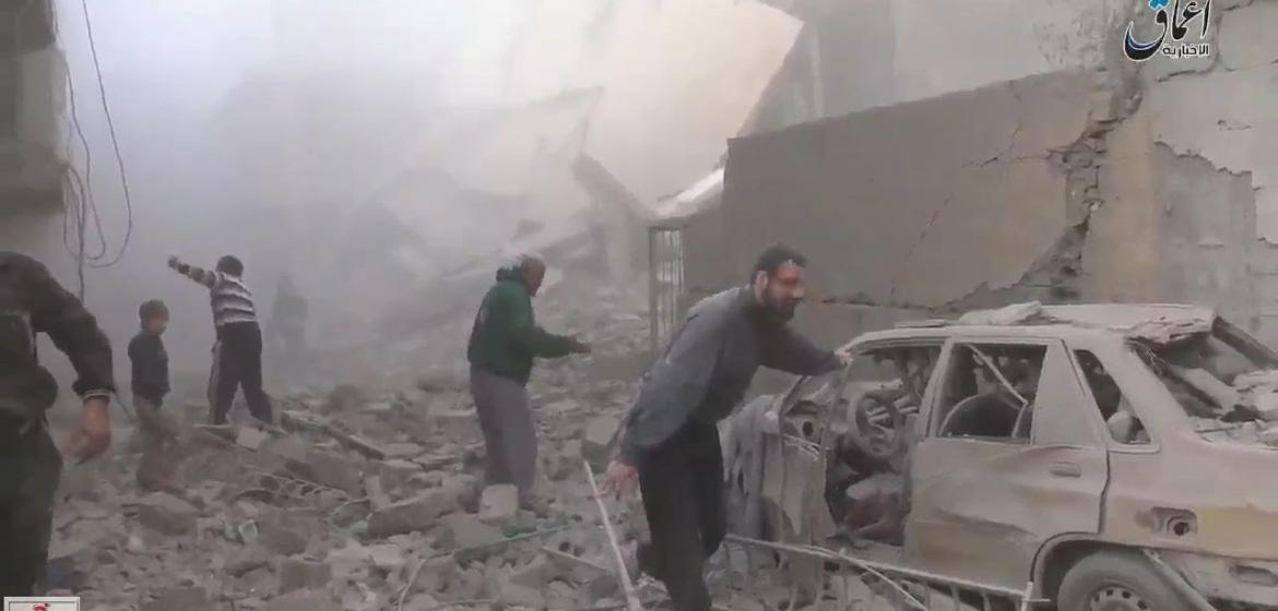 Ausschnitt eines YouTube-Videos über die Bombardierung von Deir ez-Zor, Dezember 2015. Photo: CC-BY ivano03