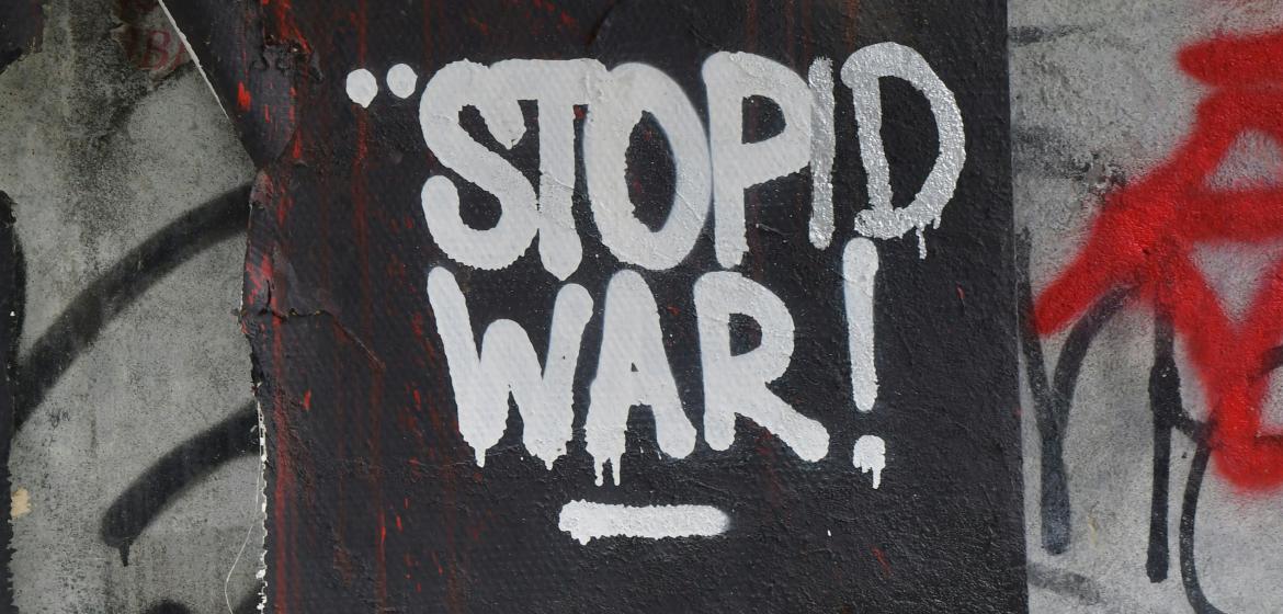 "Stop War" Graffiti. Photo: Peter Steiner, Unsplash