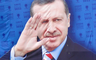 Ein Bild aus 2011 - aber Präsident Erdogan thront noch heute über den Ereignissen. Photo (Ausschnitt): Global Panorama/Flickr (CC BY-SA 2.0)