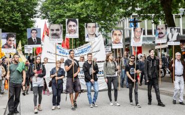 "Kein Schlussstrich"-Demonstration am 14.07.18 in Hamburg, Foto von Rasande Tyskar, https://flic.kr/p/26nWaw7, (CC BY-NC 2.0), https://creativecommons.org/licenses/by-nc/2.0/