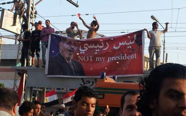Plakat bei den Anti-Mursi-Demonstrationen vergangene Woche. Foto: Schluwa Sama
