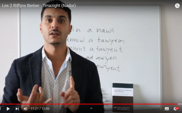 Khalid Mourigh unterrichtet Tamazight. Quelle: Screenshot seines YouTube-Kanals.