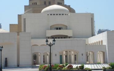 Das Opernhaus in Kairo. Die Künstler dort traten schon Ende Mai aus Protest gegen den Kulturminister in Streik. (Bild: ThutmoseIII / Wikimedia Commons)