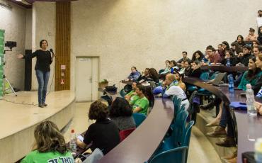Meretz-Vorsitzende Zehava Galon am Montagabend an der Hebräischen Universität. Foto: Tobias Pietsch