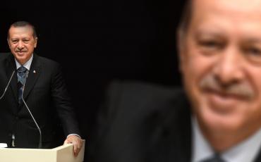 Immer wieder Erdogan. Gründe für die vorgezogenen Neuwahlen in der Türkei gibt es viele. Ob sich das Kalkül auszahlt, ist aber noch lange nicht ausgemacht. Foto: Pixabay (Public Domain)