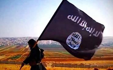 A bulwark of terror: the 'Islamic State'. Photo: Voice of America (http://www.amerikaninsesi.com/content/suudi-arabistanda-93-isid-militani-tutuklandi/2739372.html, Public Domain)
