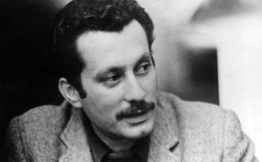 Portrait des Schriftstellers Ghassan Kanafani, Bildquelle: https://commons.wikimedia.org/wiki/File:Kanafanifa.jpg