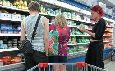 Ein Supermarkt in Eilat. Wieder diskutieren Israelis über die enormen Lebenshaltungskosten. Bild: David Jones / Flickr (CC BY-NC 2.0)