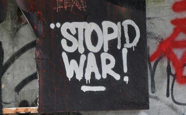"Stop War" Graffiti. Photo: Peter Steiner, Unsplash 