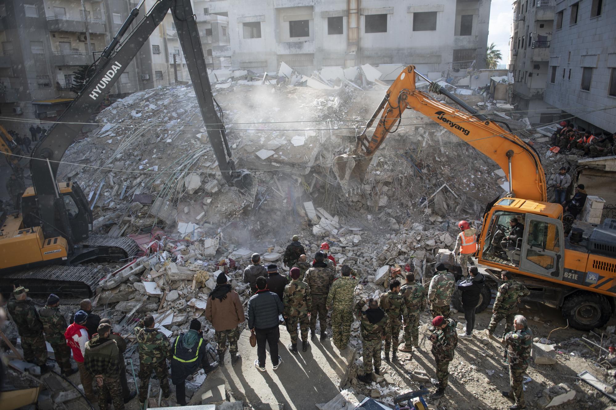 Die Wucht der Zerstörung. Szene aus Dschabla, Syrien. Foto: Hasan Belal IG: hasan.belal.001