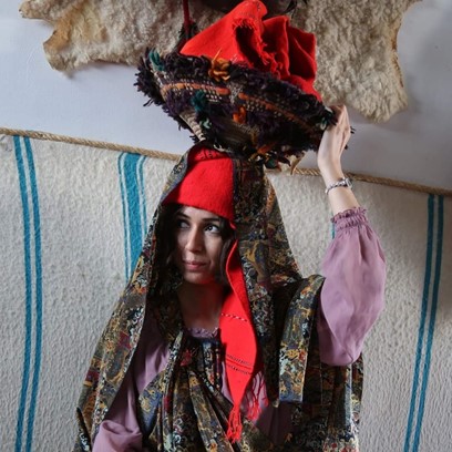Taziri mit traditionell mazighischer Kleidung ©Albiro Foundation